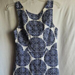 The Limited size 4 dress. Navy blue and white pattern.